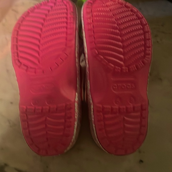 Limited Edition Barbie Croc. - Picture 3 of 5